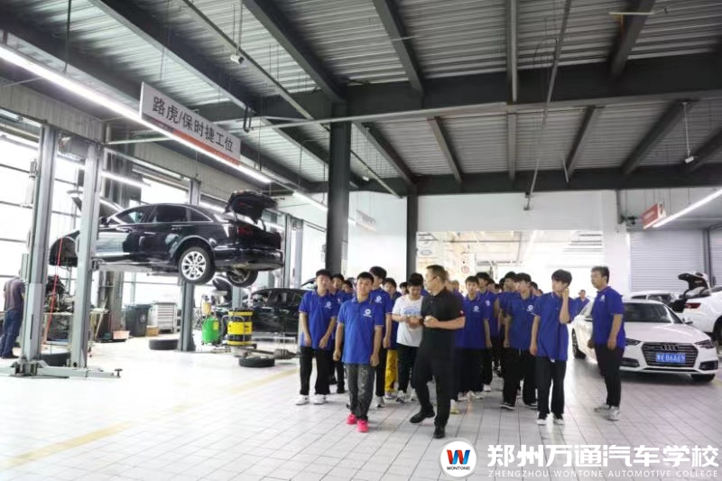 企業(yè)研學(xué)游，開啟就業(yè)新視角