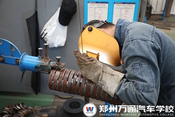 學一門吃香的焊接技術！真的很不錯！